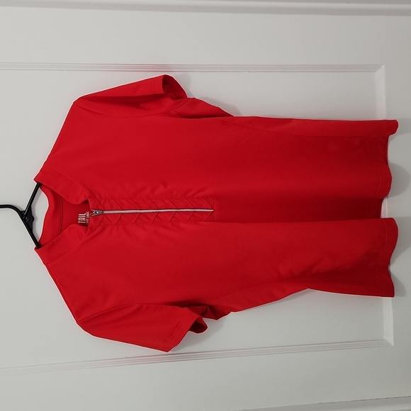 Tail Tops - Tail Women's Short Sleeve Golf Top Size Medium